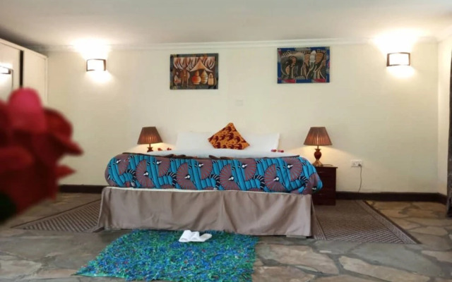 Da Vinci Gorilla Lodge
