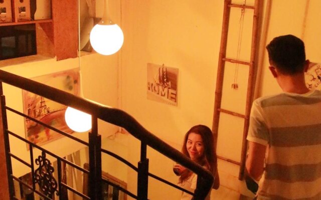 Sofia House Hostel and Bar