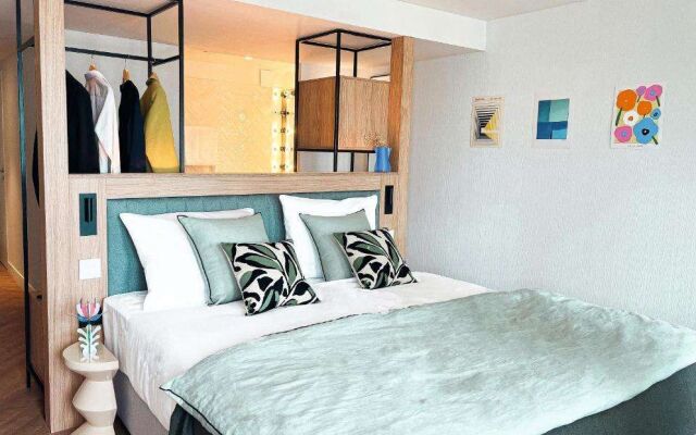 H4 Hotel Wyndham Paris Pleyel Resort