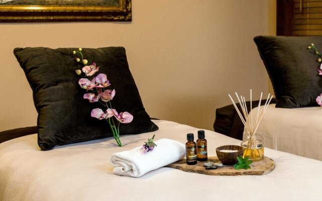 Arlingtons River Rock Inn Bed & Breakfast