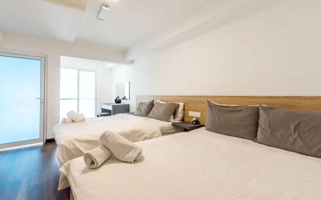 JK Maritime Luxury Suite