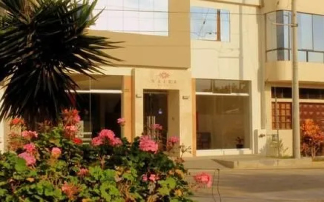 Naira Hotel