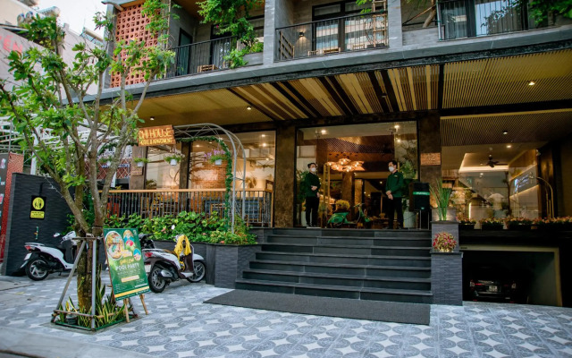 Chi House Danang