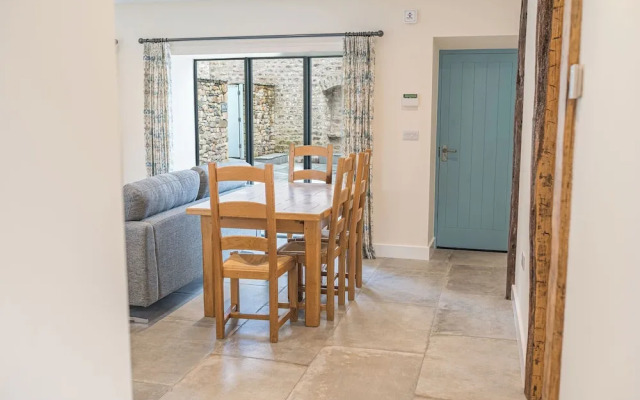 No 3 The Coach House