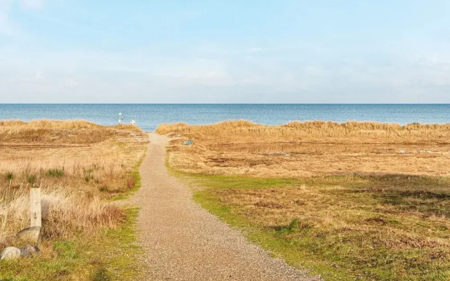 8 Person Holiday Home in Grenaa