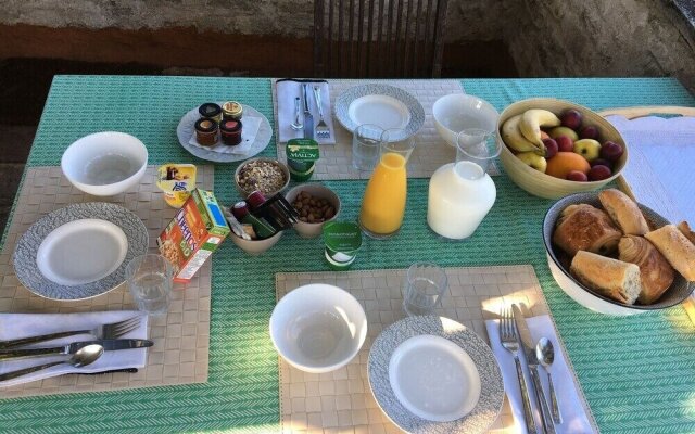 Mas Oréa côté piscine