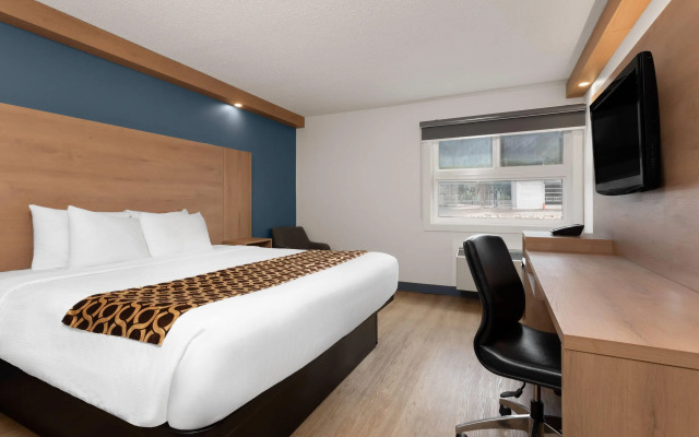 Travelodge by Wyndham Blairmore