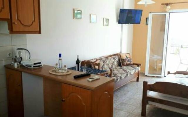 Aristotelis Apartments