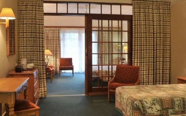 Cathedral Peak Hotel