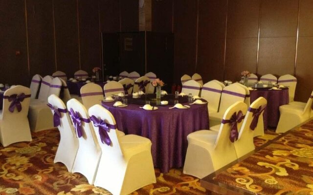 Cen Yang Hotel