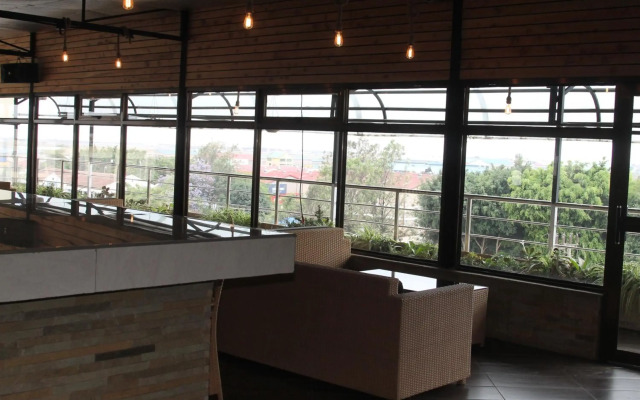 Airport Landing Hotel