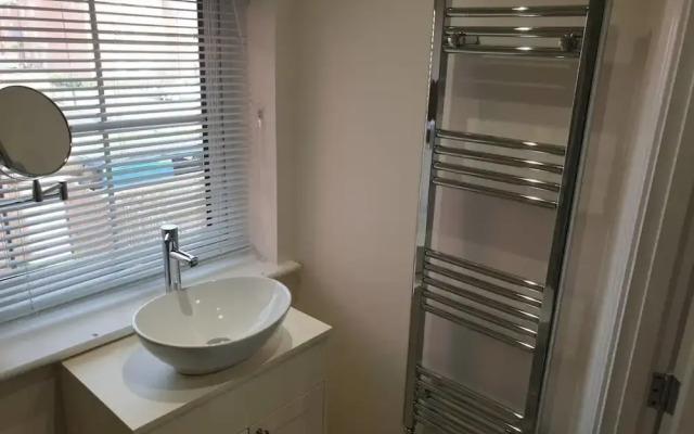 3 En-suite Bed Luxury Accommodation,Nr Warwick Uni