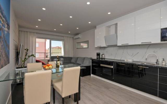 Awesome Apartment in Makarska With Wifi and 1 Bedrooms