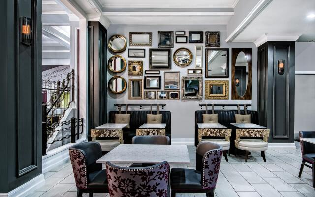 Hotel Indigo Dallas Downtown by IHG