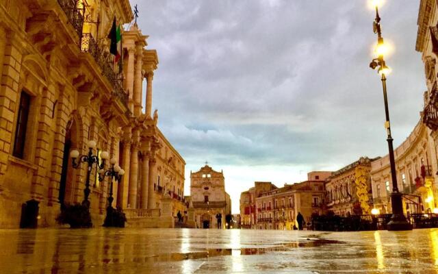 A 50 passi dal Tempio di Apollo