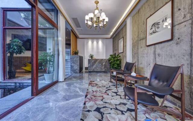 Yan Ru Light Luxury Holiday Hostel