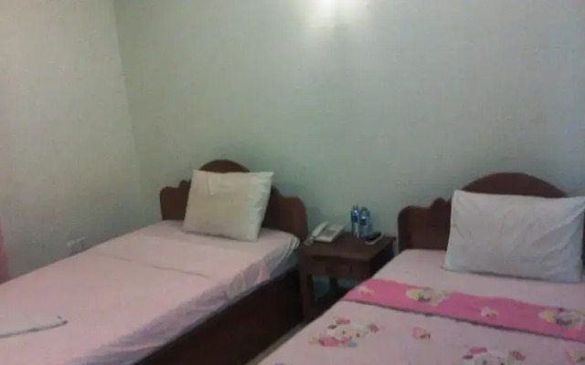 Tha La Ly Guesthouse