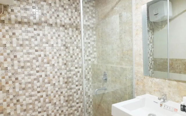Modern Classic Studio At Mataram City Apartment