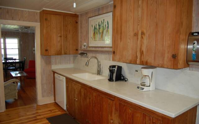 Summer Hill - 4 Br Home