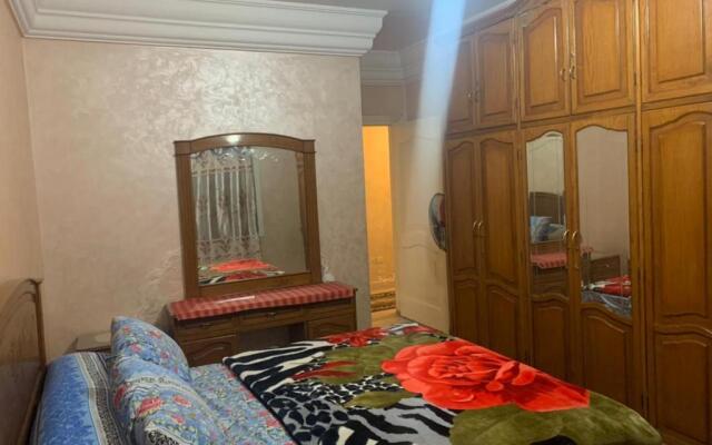 شقه مفروشه بالكامل