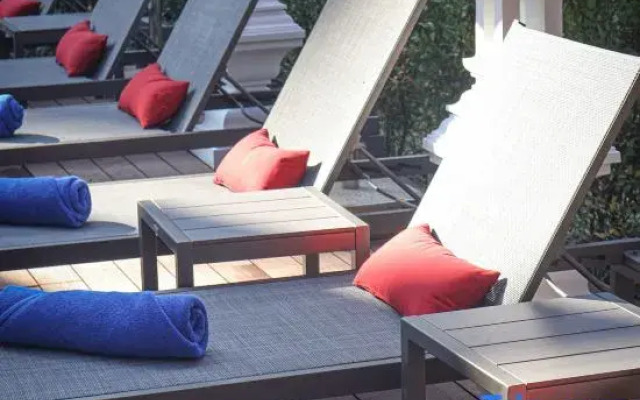 March Hotel & Suite Chiang Mai