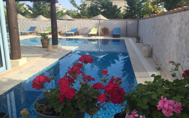 Moy Otel