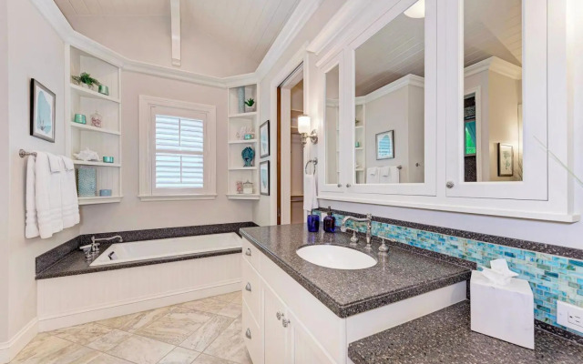 Banyan Beach - 104 Beach Ave