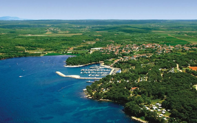 Apartments Hana in Funtana