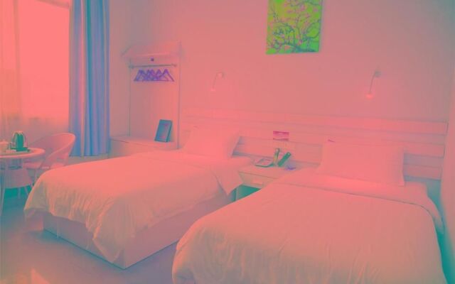 Yijia Motel