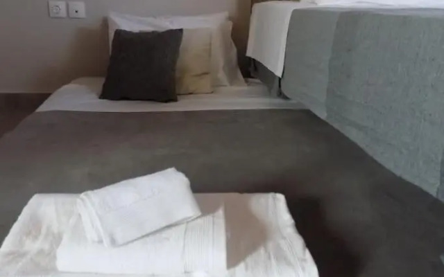 Nikos House Megara