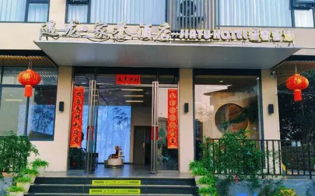 A hotel by the YULONG River