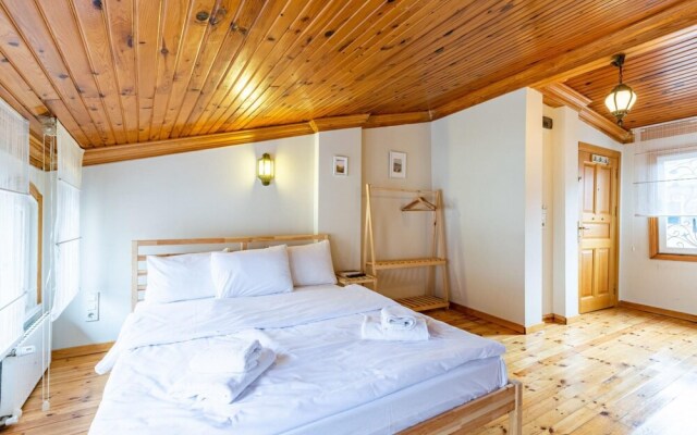 Lovely Flat Near Trendy Attractions in Balat Fatih