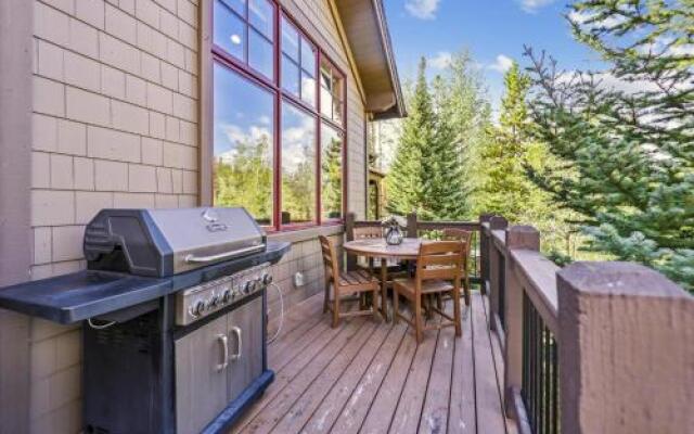 Cucumber Patch #44 Apartment