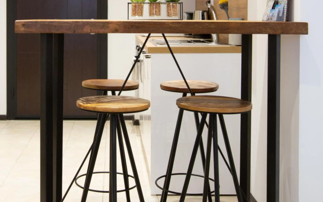 Lovely 1 Bedroom Apartment 5min FROM THE SKI LIFT!