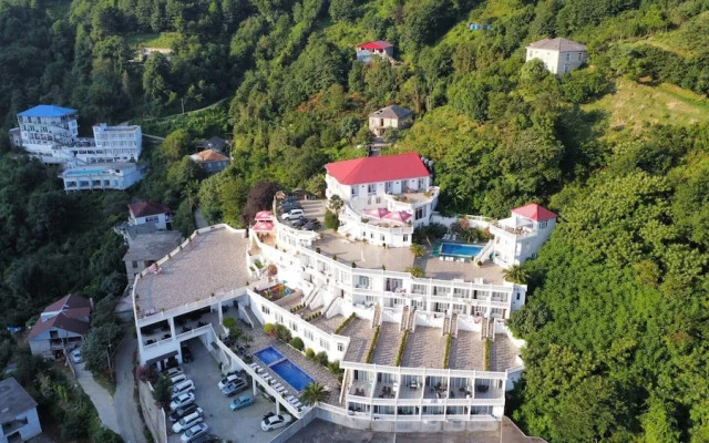Zurapalace Hotel	