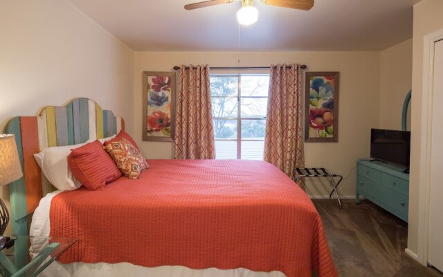 Texas Rose Lodge by RedAwning