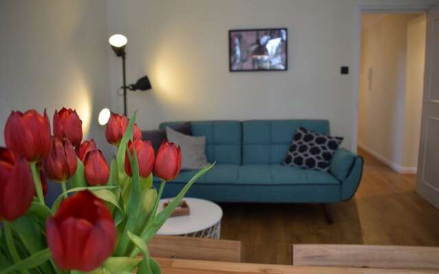 Modern 2 Bedroom Apartment in Queen's Park