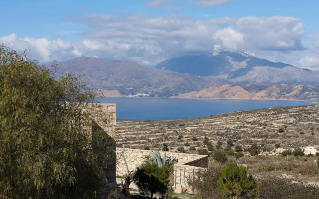 Orelia Cretan Villas & Deluxe Apartments