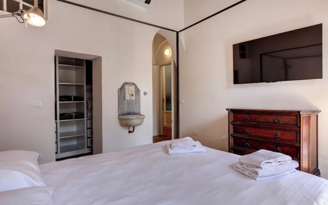 San Gallo Apartment by Mamo Florence