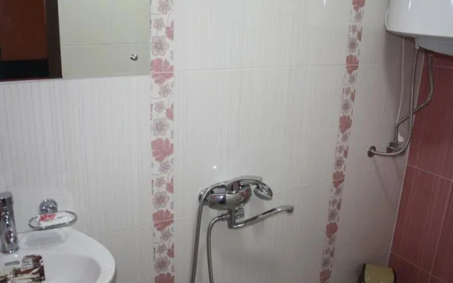 Laghami Guest house