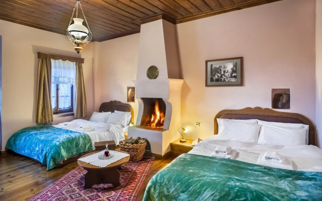 En Chora Vezitsa Hotel