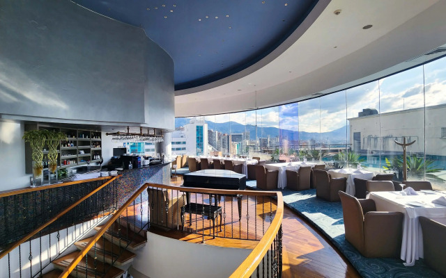 Dann Carlton Medellin Hotel