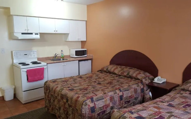 Royal Windsor Inn & Suites