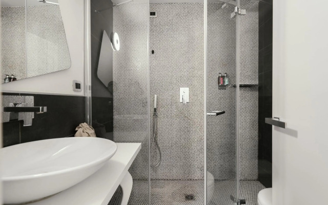 Montenapoleone Suites