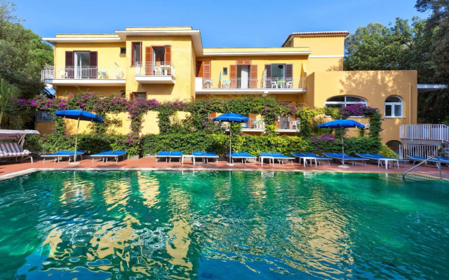 Hotel Cleopatra