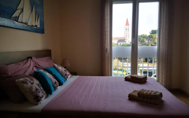 Apartman Petrovic CITY CENTER TROGIR
