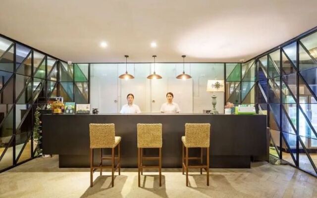 Lanzone Resort