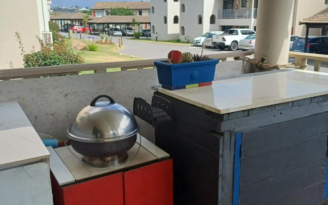 Santini Lace Self Catering Unit