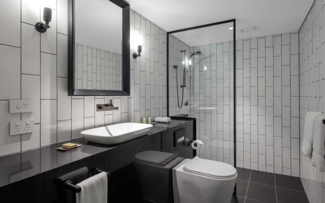 DoubleTree by Hilton Hotel Melbourne - Flinders Street