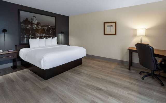 Super 8 by Wyndham Quebec City